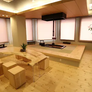https://fuku-hostel-nagomi-namba.hotels-osaka.net